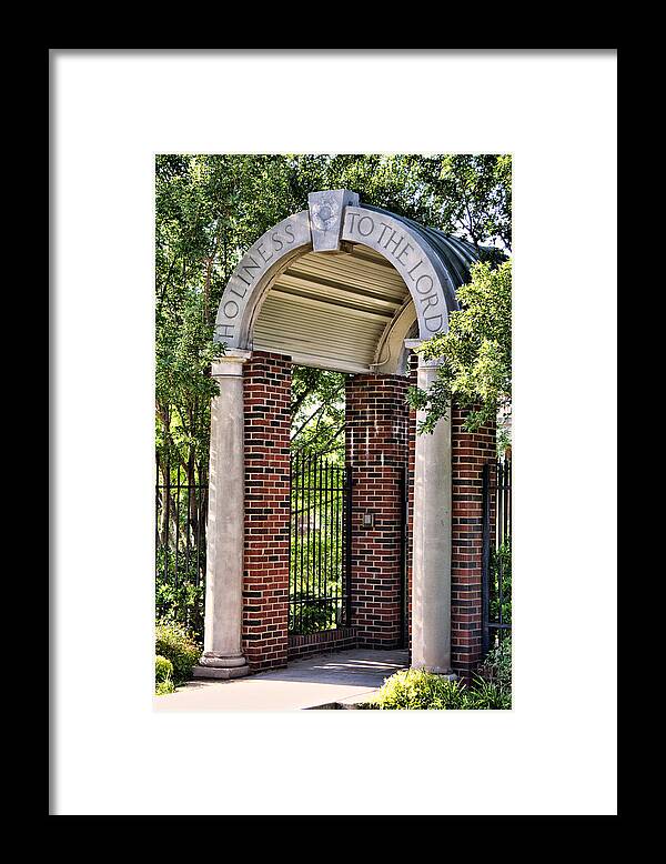 dominion House Framed Print featuring the photograph Gateway to Dominion House by Lana Trussell