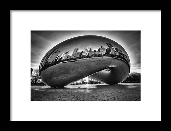 Chicago Cloud Gate Framed Print featuring the photograph Glowing Bean by Sebastian Musial