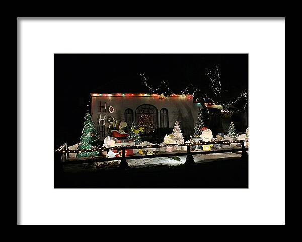 Christmas Framed Print featuring the photograph Ho-Ho-Ho by Michael Gordon