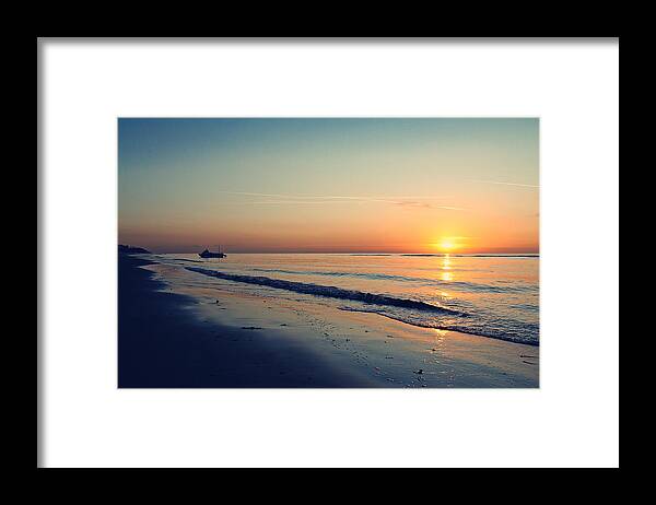 Sunset Framed Print featuring the photograph Home Time by Nick Barkworth