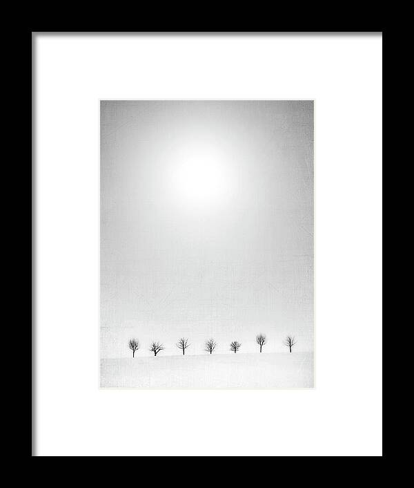 Snow Framed Print featuring the photograph Horizon by Jeffrey Hummel