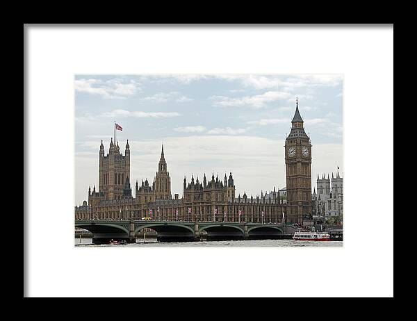 London Framed Print featuring the photograph Houses of Parliament by Tony Murtagh