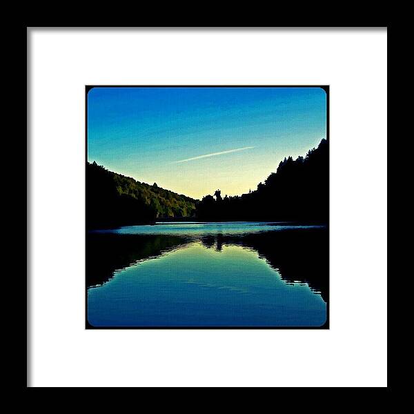 Sky Framed Print featuring the photograph Kinetic Energy by Hans Fotoboek