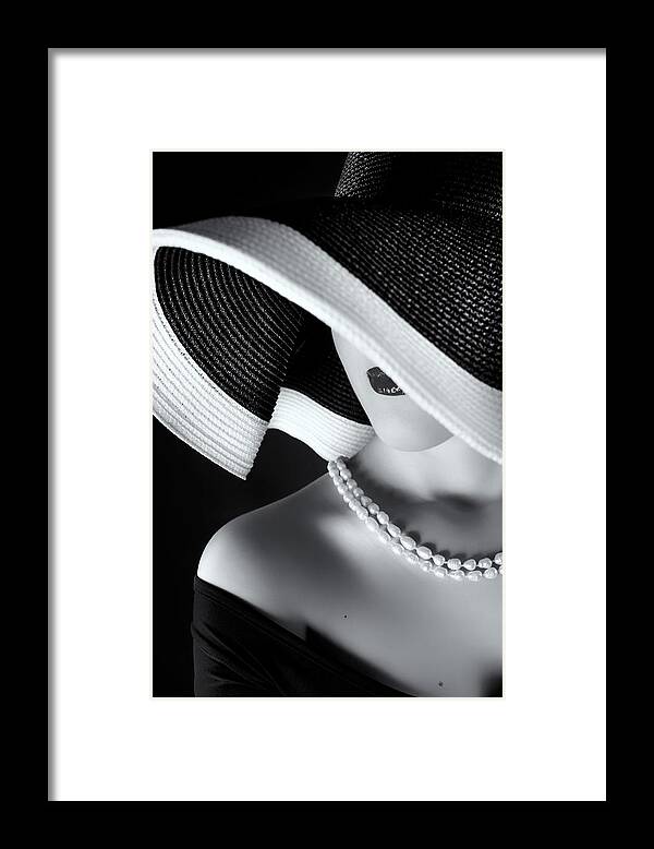 Bw Framed Print featuring the photograph La Femme Au Chapeau by Ruslan Bolgov (axe)