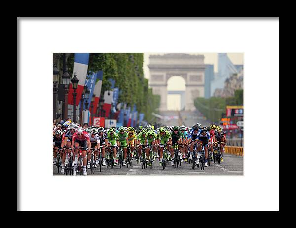 Évry Framed Print featuring the photograph Le Tour De France 2014 - Stage Twenty by Bryn Lennon