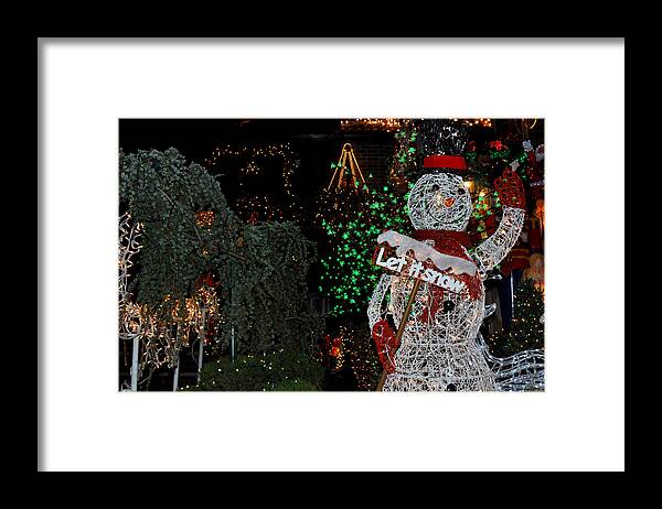 Christmas Card Framed Print featuring the photograph Let it Snow by Diane Lent