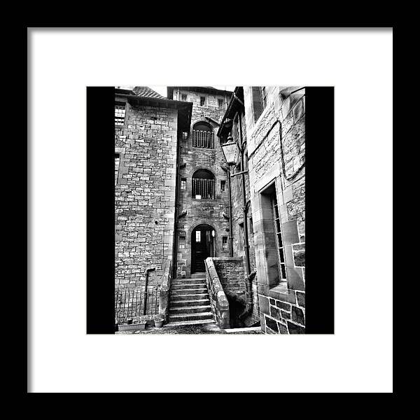 Edimburgo Framed Print featuring the photograph Living #edimburgo Rincones Con Encanto by Almar.e 🇪🇸
