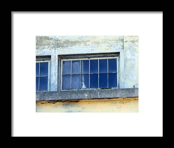 Alcatraz Framed Print featuring the photograph Look Out at The Rock by Richard Reeve