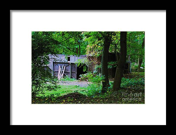 Abandoned Framed Print featuring the photograph Lost Building by William Norton