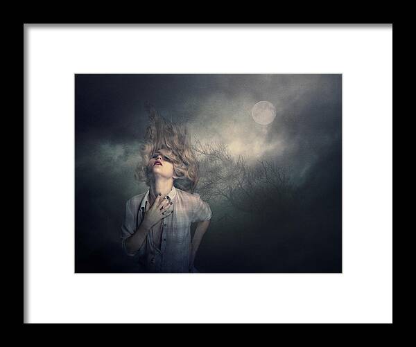 Windy Framed Print featuring the photograph Lost In The Wind by Brian Tarr