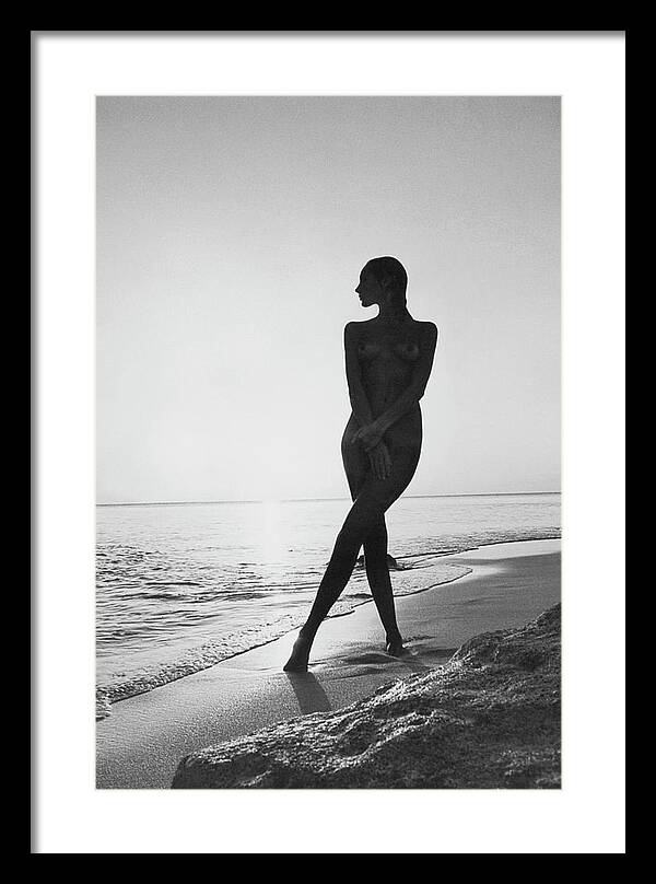 Marisa Berenson At A Beach by Arnaud de Rosnay