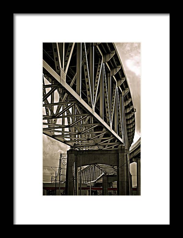 Mississippi Framed Print featuring the photograph Mississippi Truss in New Orleans by Ray Devlin