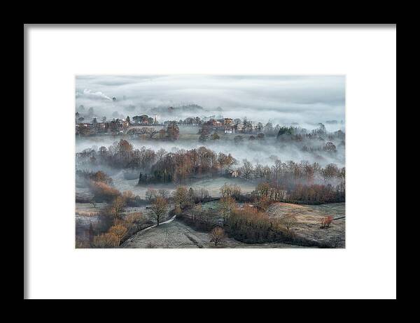 Landscape Framed Print featuring the photograph Misty Fields by Riccardo Lucidi