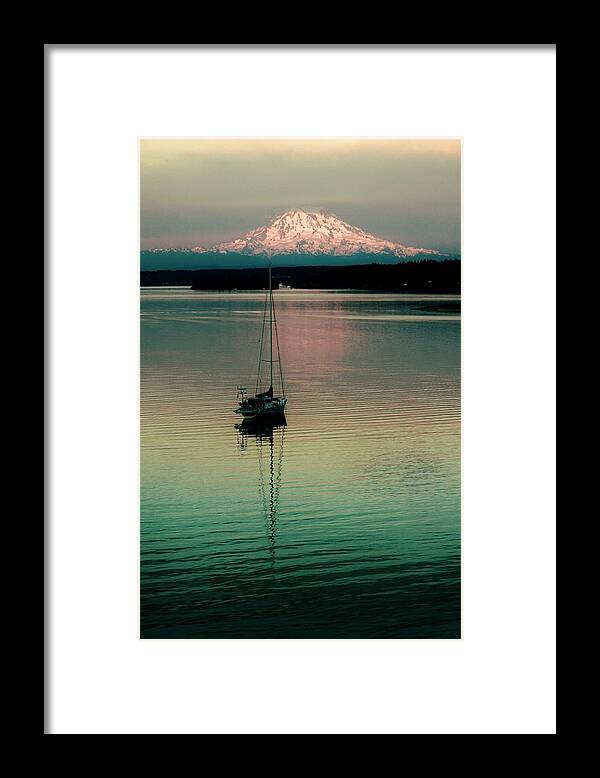 Iphone Framed Print featuring the photograph Mr Buffet's Phone by Benjamin Yeager