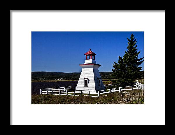New Brunswick Framed Print featuring the photograph New Brunswick Lighthouse by Shirley Mangini
