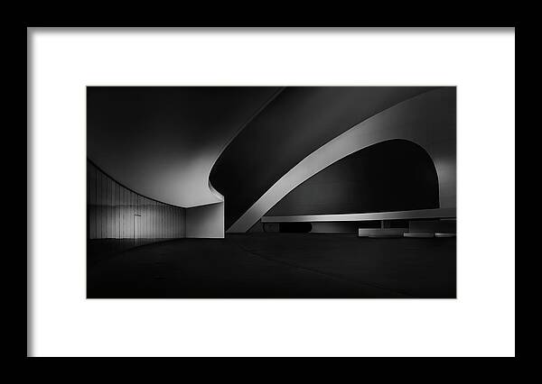 Niemeyer Framed Print featuring the photograph Niemeyer by Fran Osuna