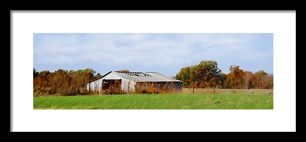 Barn Framed Print featuring the photograph Old Barn by Bonnie Willis