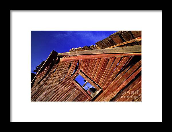  Photo Framed Print featuring the photograph Old Red Barn by Bob Christopher