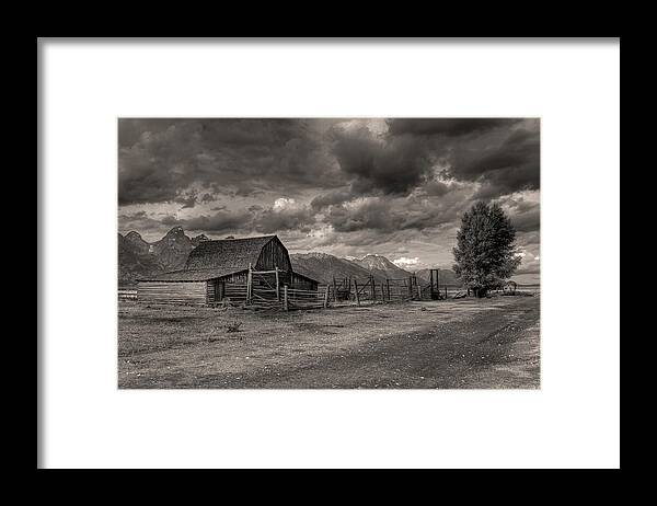 Pioneer Barn Framed Print featuring the photograph Pioneer Barn by Wes and Dotty Weber