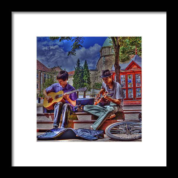 Hdr Framed Print featuring the photograph Playing Your Tune 3 by Barbara MacPhail