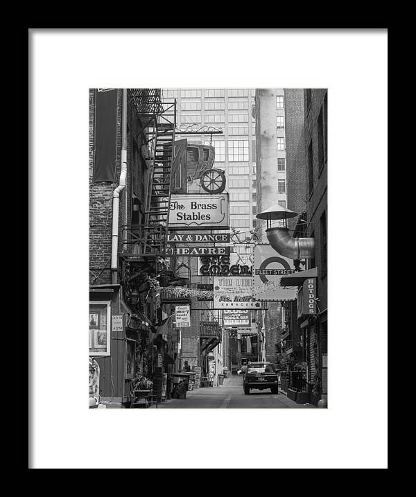 Nashvill Framed Print featuring the photograph Printers Alley Nashville by Robert Hebert