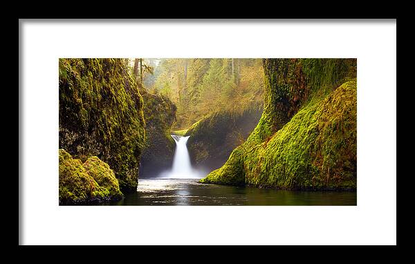 Lush Framed Print featuring the photograph Punchbowl Pano by Darren White