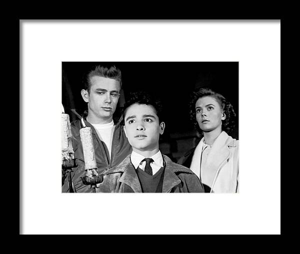 1950s Movies Framed Print featuring the photograph Rebel Without A Cause, From Left, James by Everett