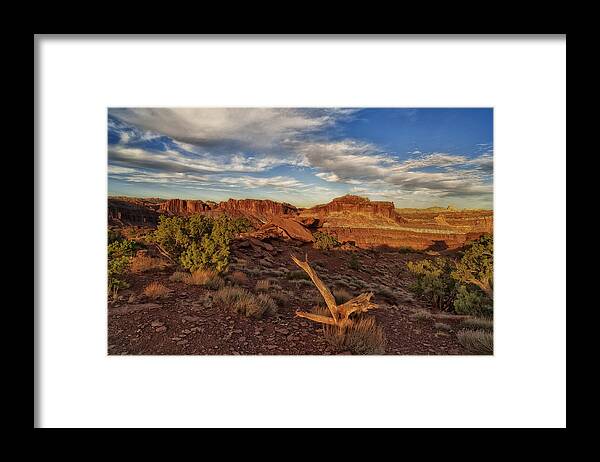 Hdr Framed Print featuring the photograph Reef by Stephen Campbell