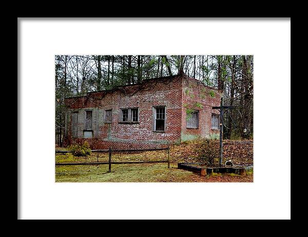 Vacant Building Framed Print featuring the photograph Rejected by Jeff Bjune 
