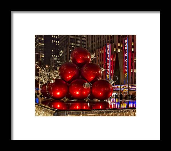 Christmas Framed Print featuring the photograph Rockefeller Center Cheer by Susan Candelario