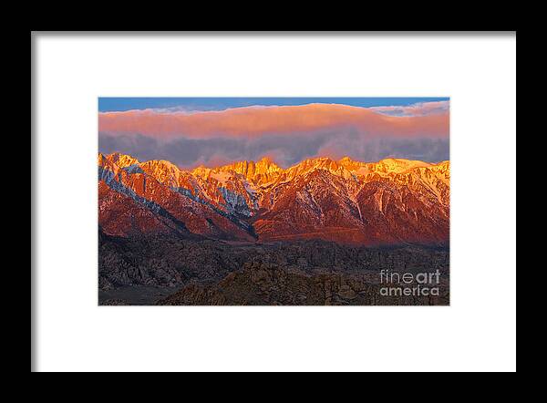 Landscape Framed Print featuring the photograph Sierra Wave 1 by Don Hall
