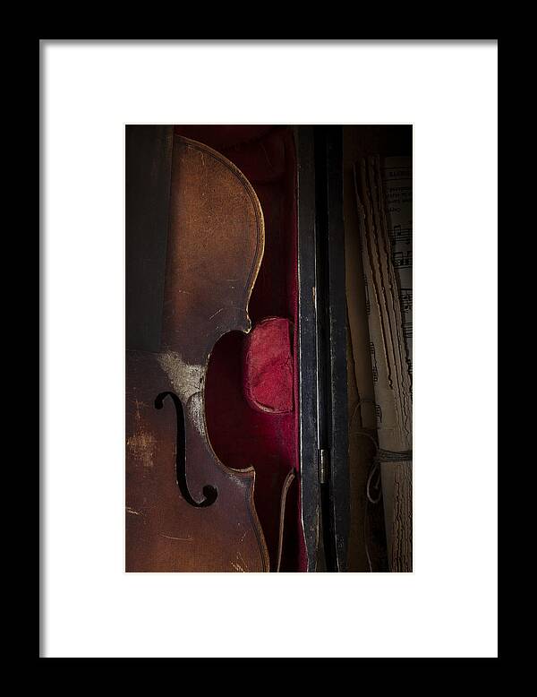 Violin Framed Print featuring the photograph Silent Sonata by Amy Weiss