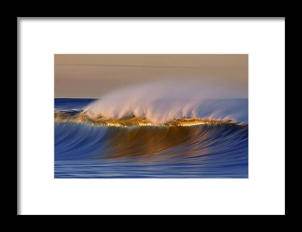 Orias Framed Print featuring the photograph Simple Wave MG_4356 by David Orias