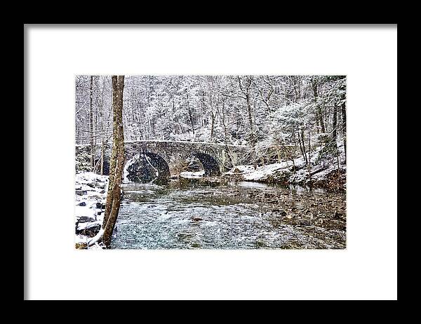 Snow Framed Print featuring the photograph Snow Coming Down on the Wissahickon Creek by Bill Cannon