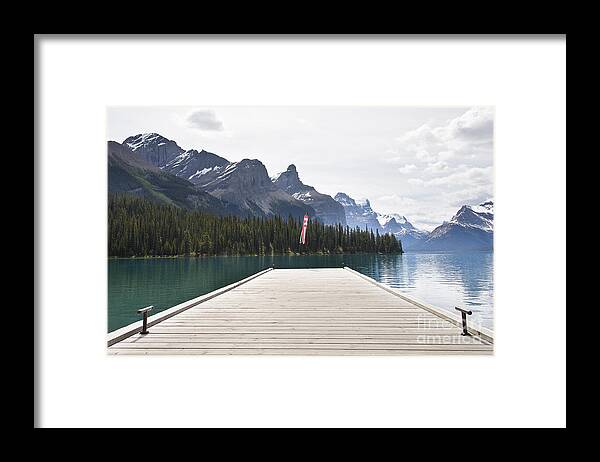 Photography Framed Print featuring the photograph Spirit Island Dock by Ivy Ho
