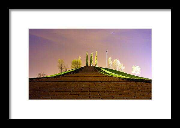 Nighscape Framed Print featuring the photograph Stairway to heaven by Pedro Fernandez