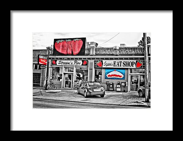 Strawn's Eat Shop Framed Print featuring the photograph Strawn's Eat Shop by Scott Pellegrin