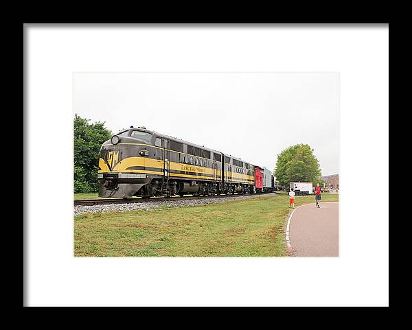 Spencer North Carolina Framed Print featuring the photograph Streamliners Festival -- Elctro Motive F Units by Joseph C Hinson
