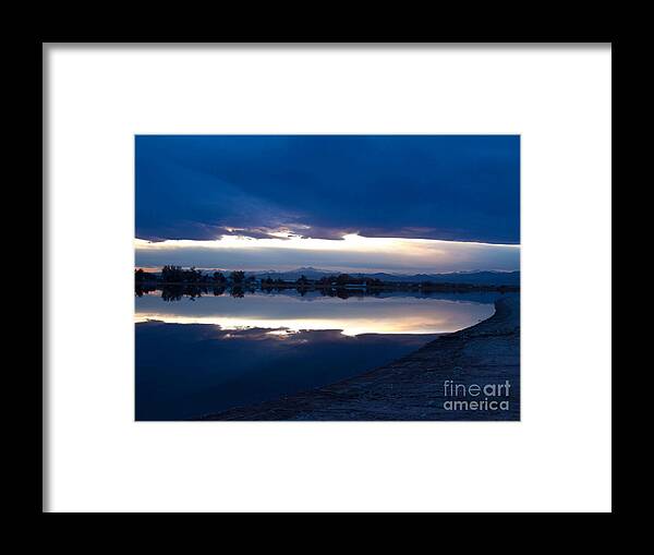 Sunset Framed Print featuring the photograph Sunset at Windsor Lake by Dana Kern