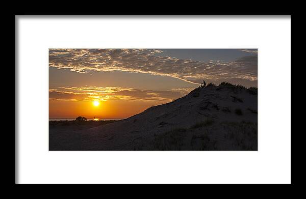 Audience Framed Print featuring the photograph Sunset Audience by Owen Weber