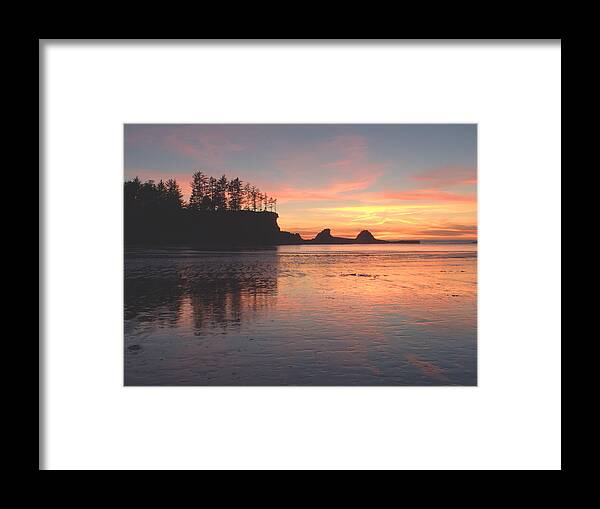 Sunset Beach Framed Print featuring the photograph Sunset Beach Pastel by Suzy Piatt