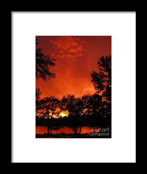 Sunset Framed Print featuring the photograph Sunset In The Storm by Marilyn Smith