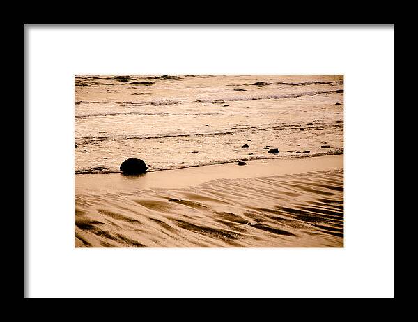 Sunset Framed Print featuring the photograph Sunset Palette Wreck Beach by Roxy Hurtubise