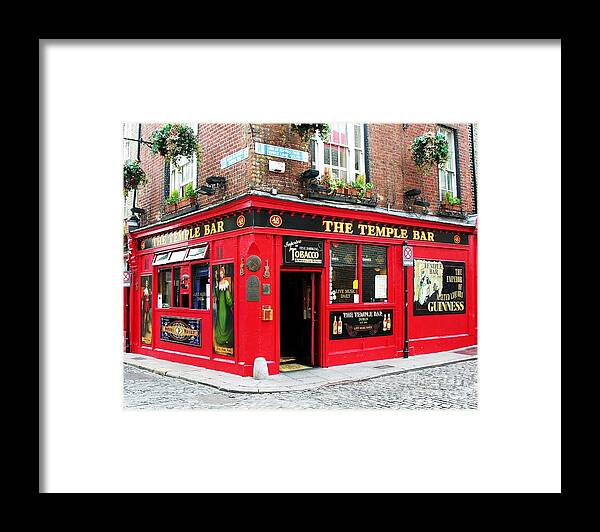 Irish Pubs Framed Print featuring the photograph Temple Bar by Mel Steinhauer