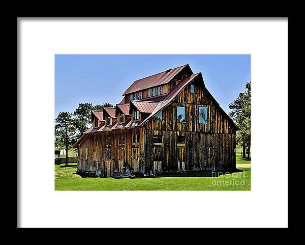 Evergreen Framed Print featuring the photograph The Aldefer Barn by Leianne Wilson