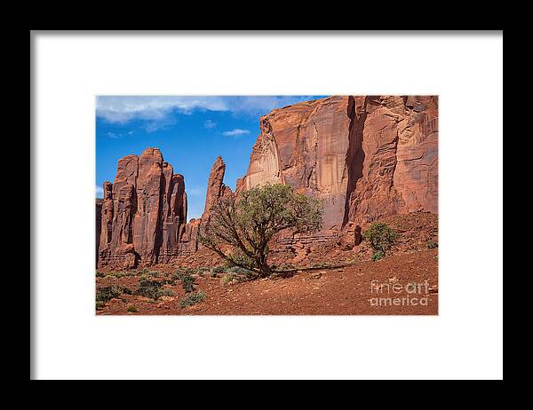 Red Rocks Framed Print featuring the photograph The Great Wall by Jim Garrison