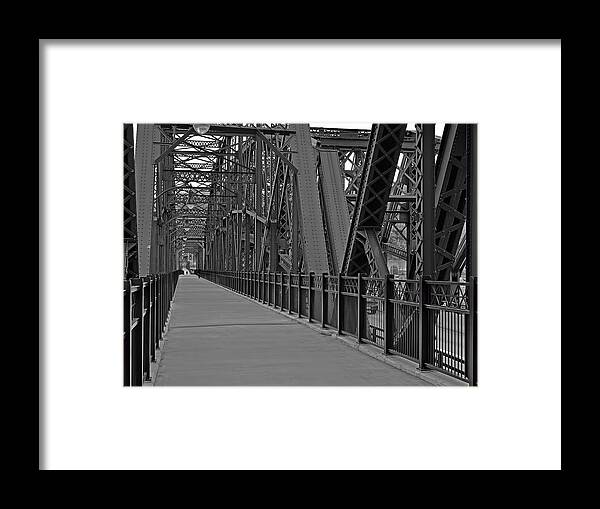 Hot Metal Bridge Framed Print featuring the photograph The Hot Metal Bridge in Pittsburgh by Digital Photographic Arts