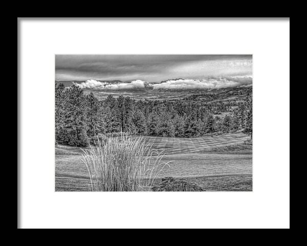 The Ridge Golf Course Framed Print featuring the photograph The Ridge 18th by Ron White