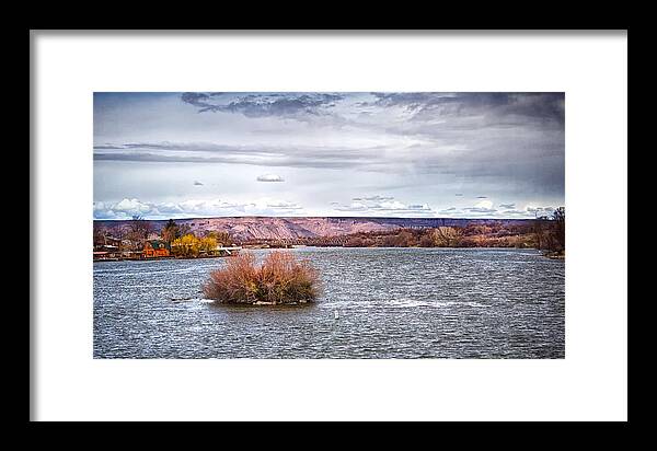 Snake River Framed Print featuring the photograph The Snake River Near Hagerman Idaho by Michael W Rogers