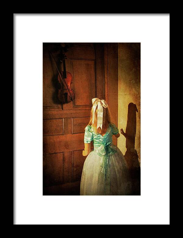 Violin Framed Print featuring the photograph The Violn by Harry Wentworth